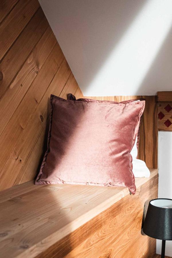 Fajne Chaty - Rodzinny Wypoczynek W Gorach Falsztyn Exteriér fotografie